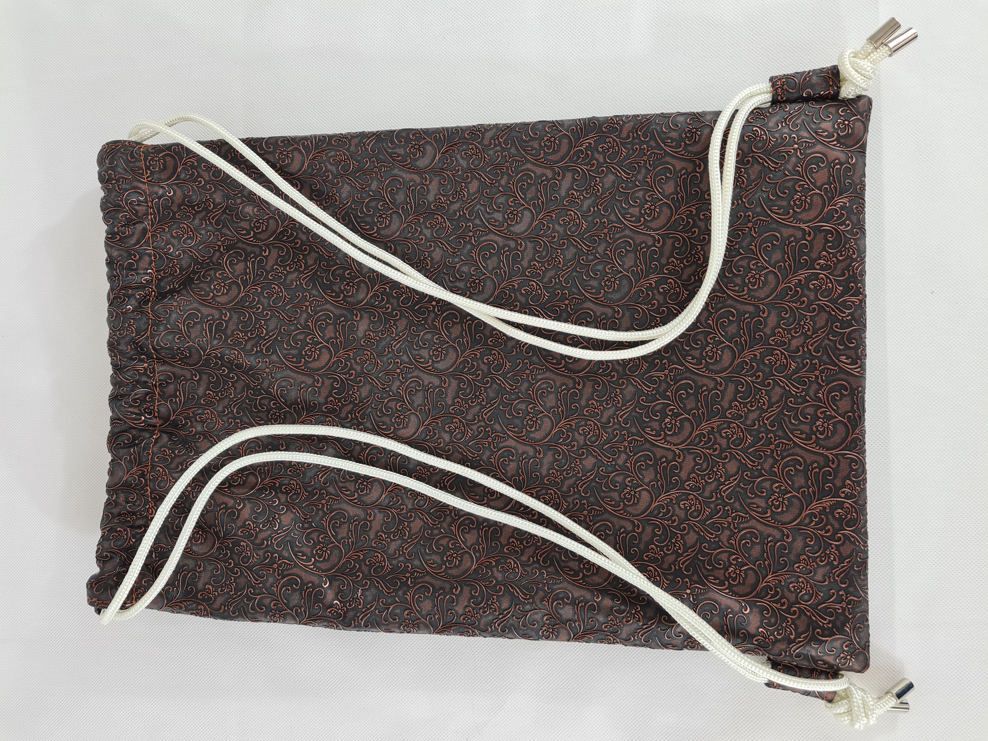 Vak - bronz se vzorem