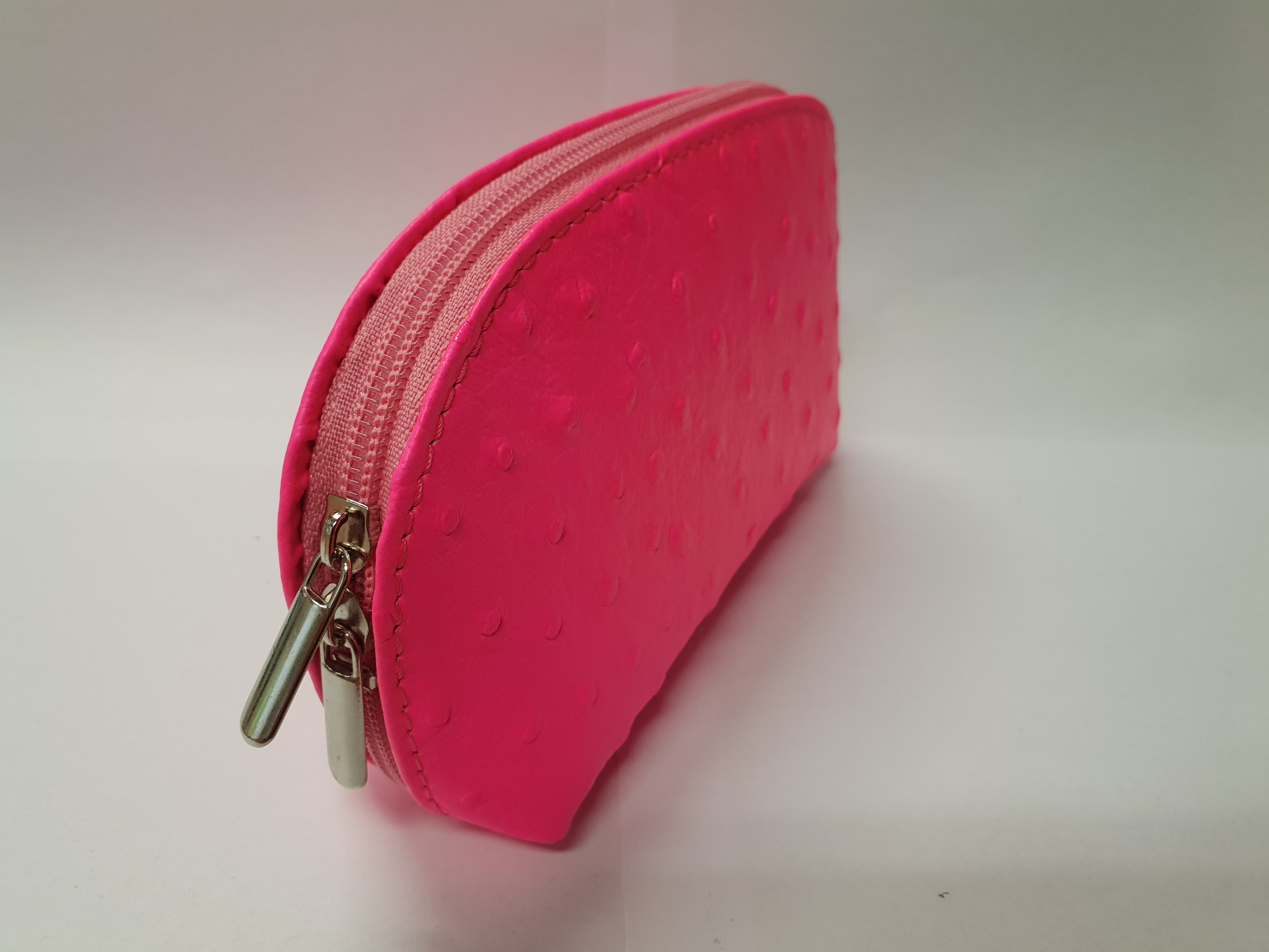 Kožená beauty case - neonově růžová