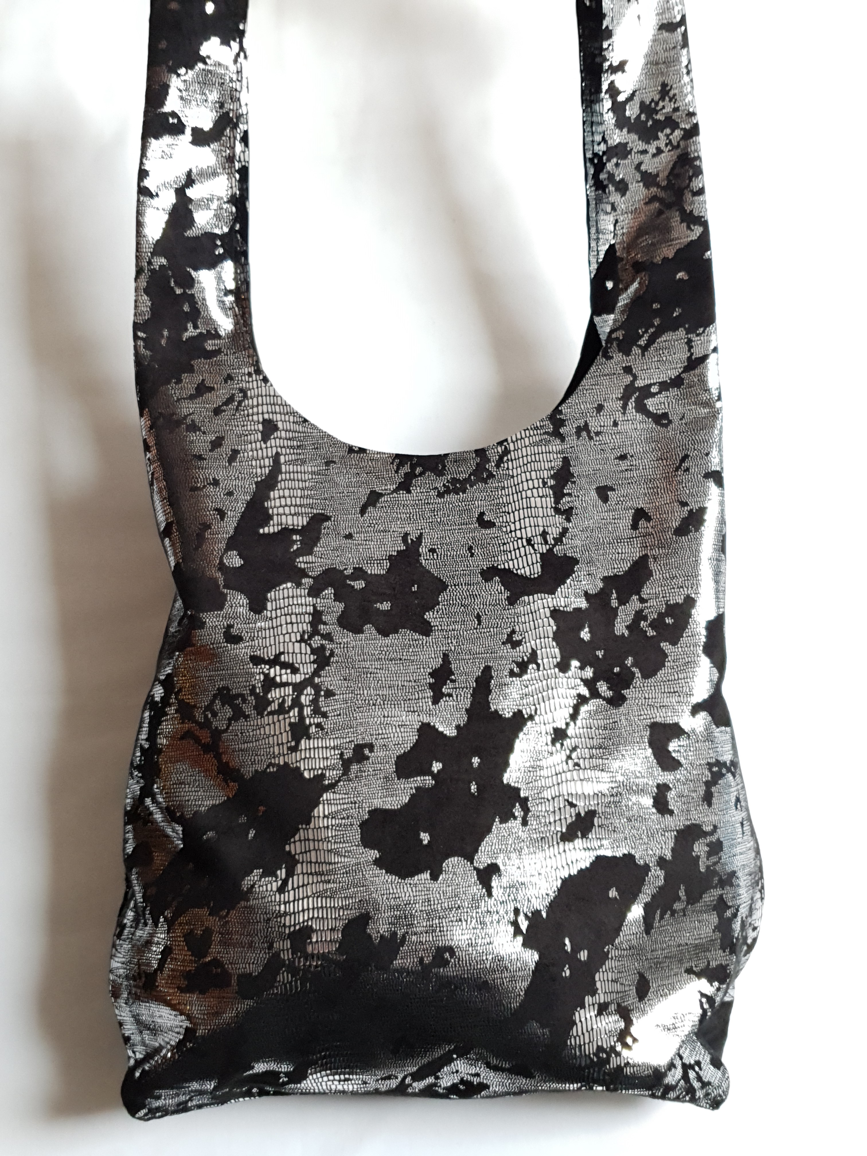 Kožený pytlík - černo stříbrný