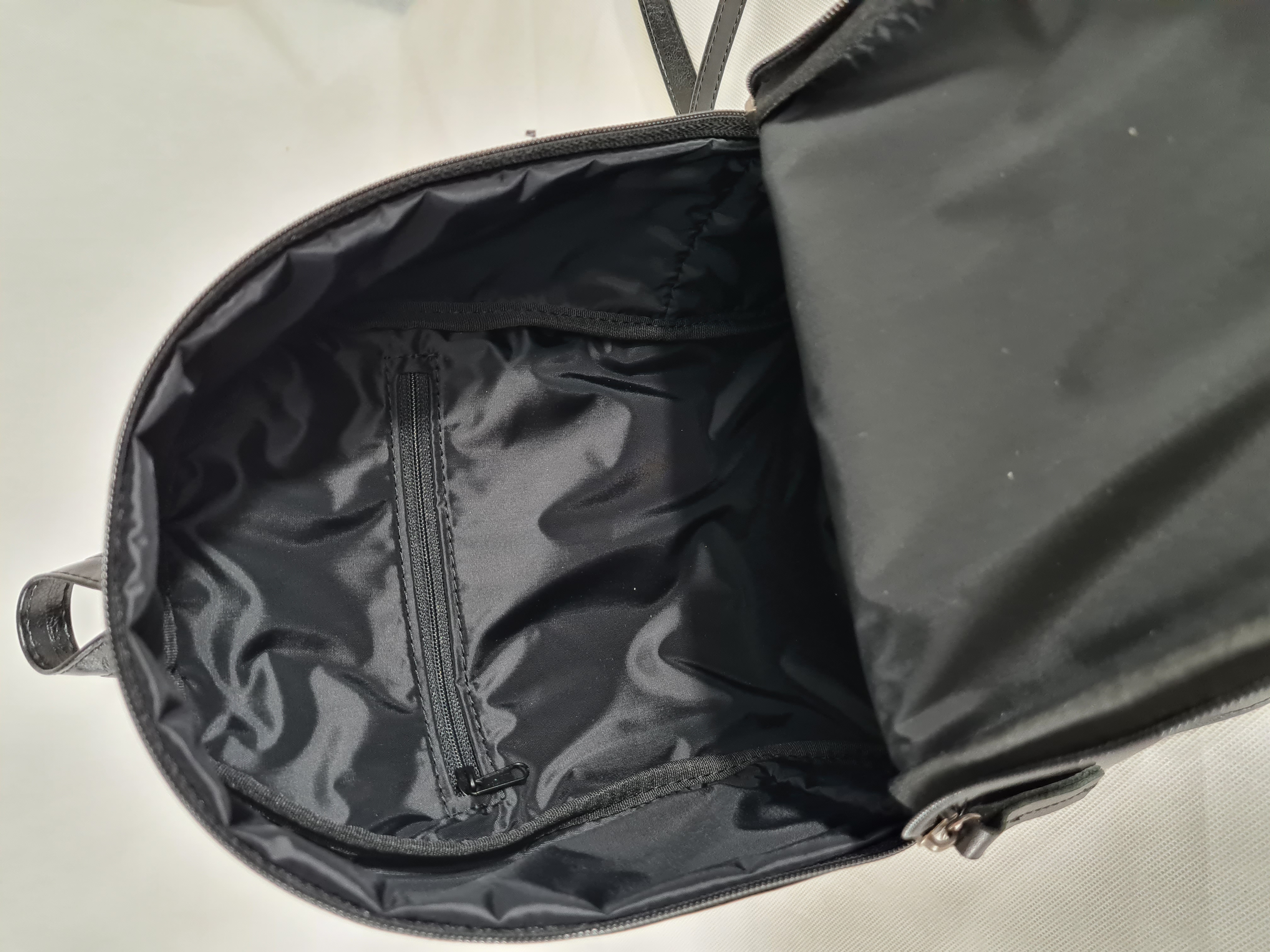 Batoh Furies - Stříbrná