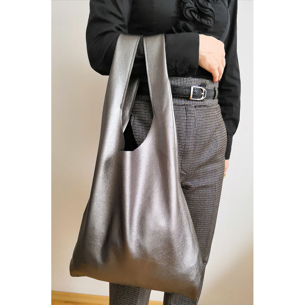 Kožený pytlík - černo stříbrný