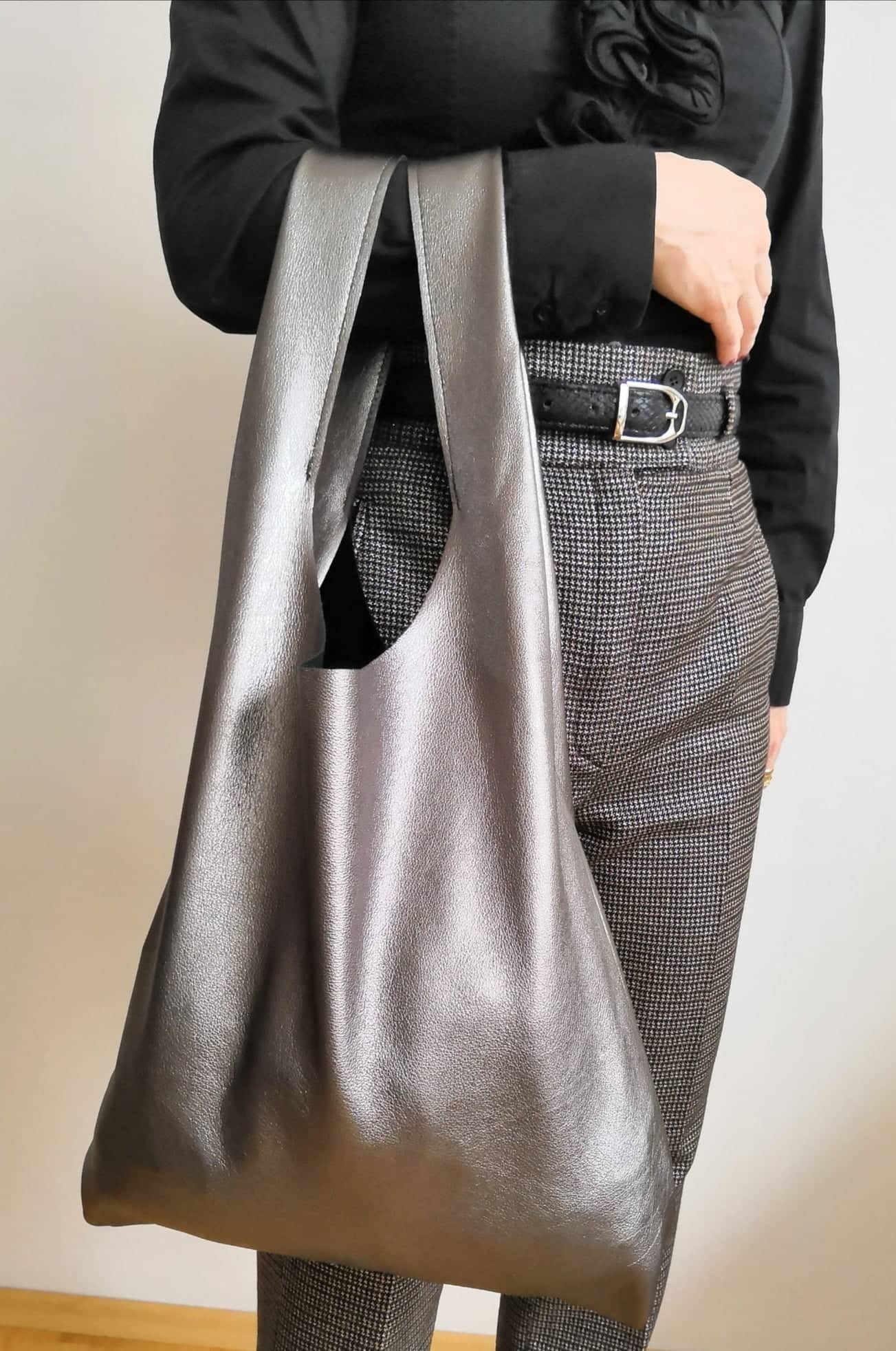 Kožený pytlík - staro-stříbrný